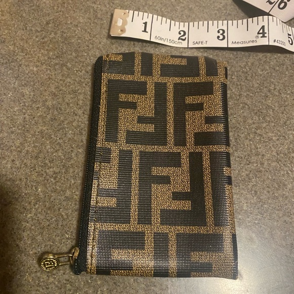 FENDI  Imitation Small Canvas Coin Purse. Black Brown - Signature Design. - Picture 2 of 7